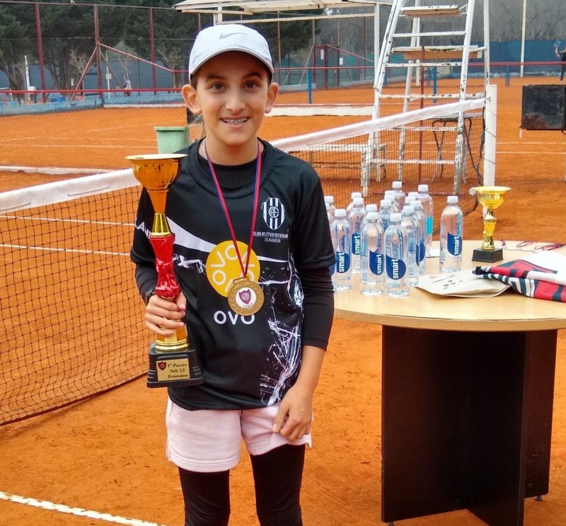 Tenis: Agustina Tarntola se consagr campeona regional